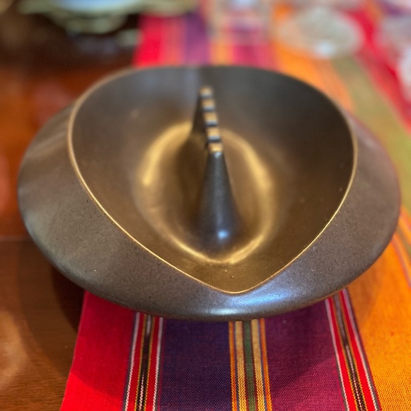 Hyalyn porcelain mid century modern ashtray - Picture 3 of 7